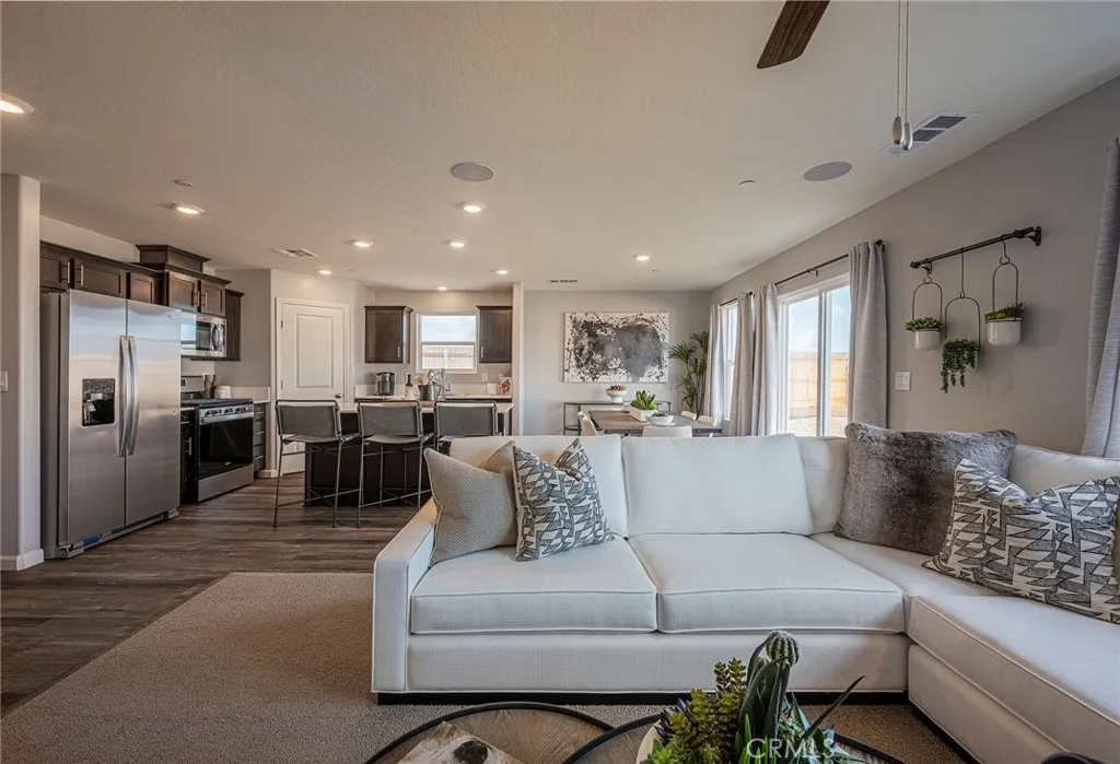 Additional image 27 of 111 Blueberry Lane Unit 9 SH, Merced, CA 95341