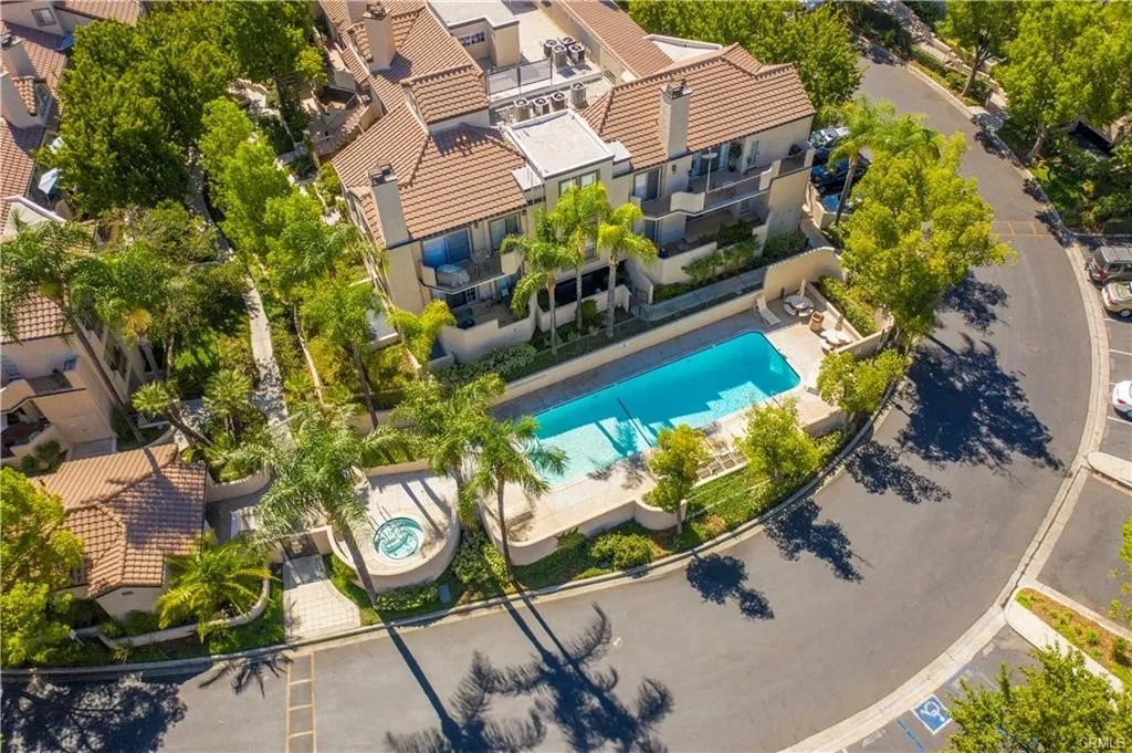 Additional image 17 of 24111 Del Monte Unit 3, Valencia, CA 91355