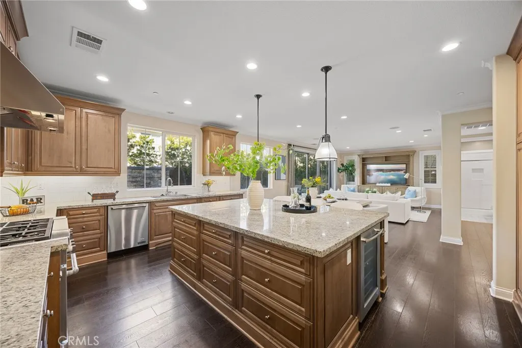 Additional image 49 of 177 Compass, Irvine, CA 92618