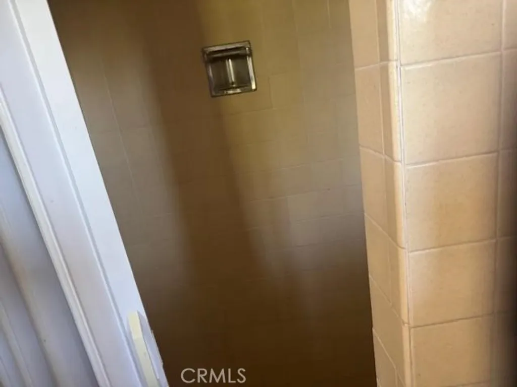 Additional image 4 of 1203 S Courtright St, Anaheim, CA 92804