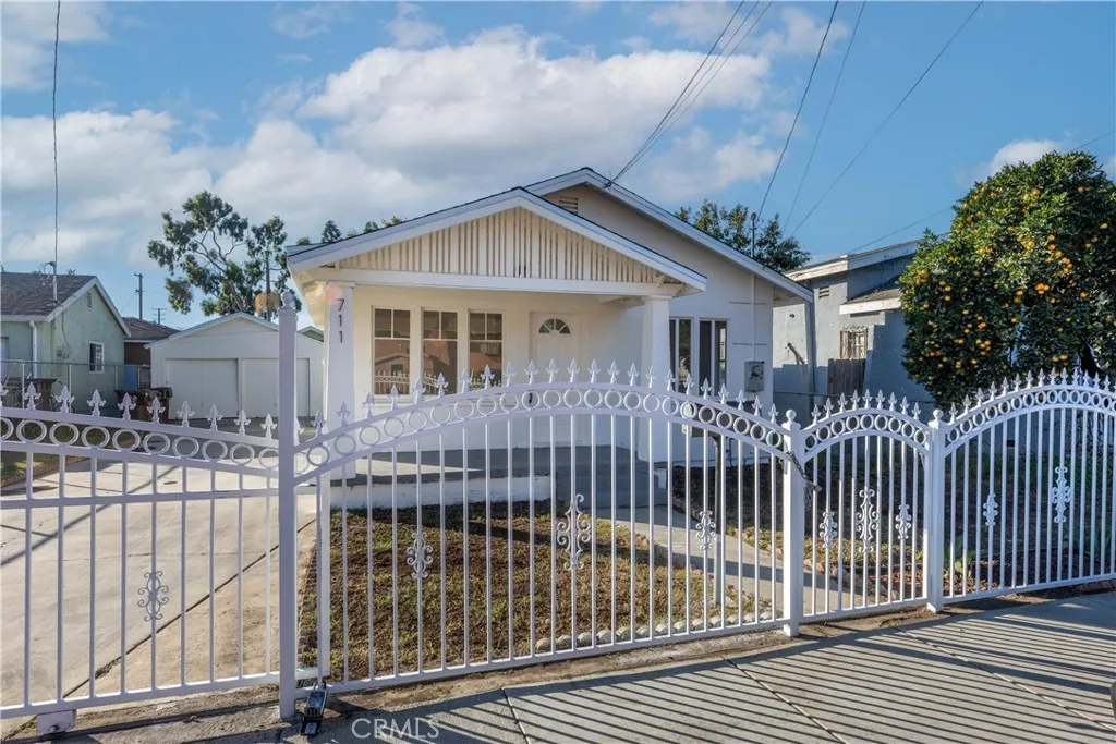 Additional image 46 of 711 N Crane Avenue, Compton, CA 90221