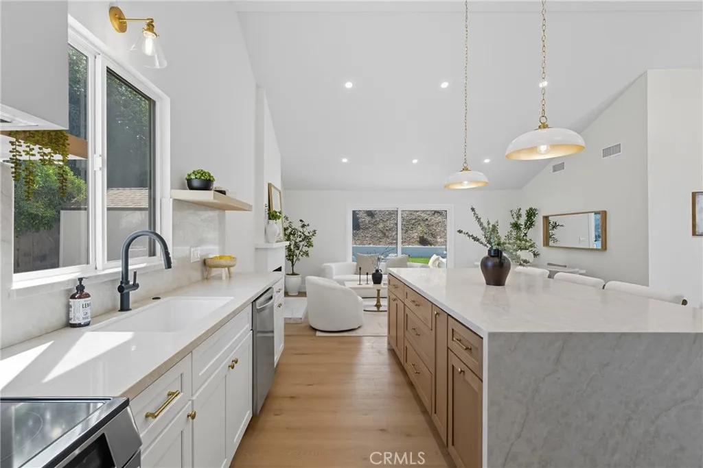 Additional image 7 of 226 Tennyson St, Thousand Oaks, CA 91360