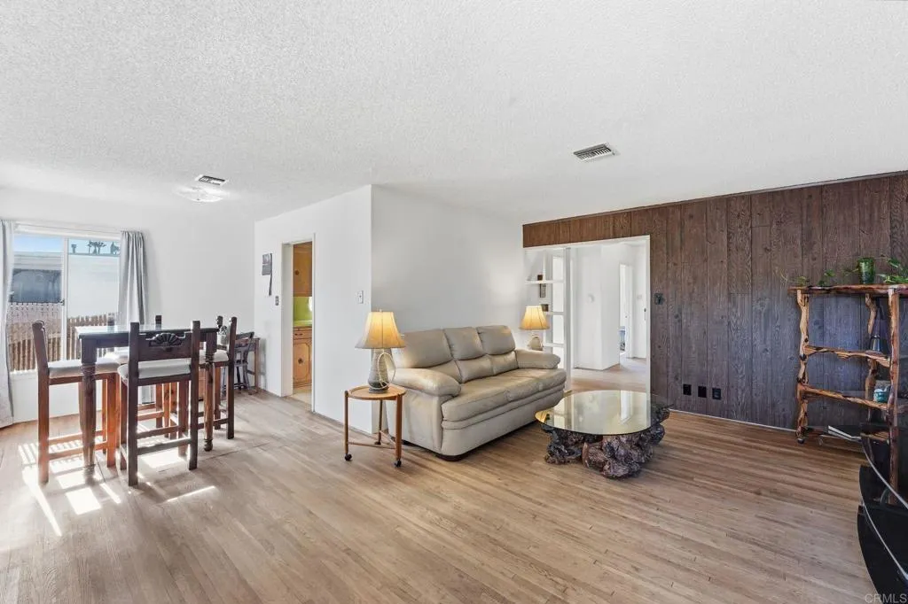 Additional image 6 of 215 Ash Avenue, Chula Vista, CA 91910