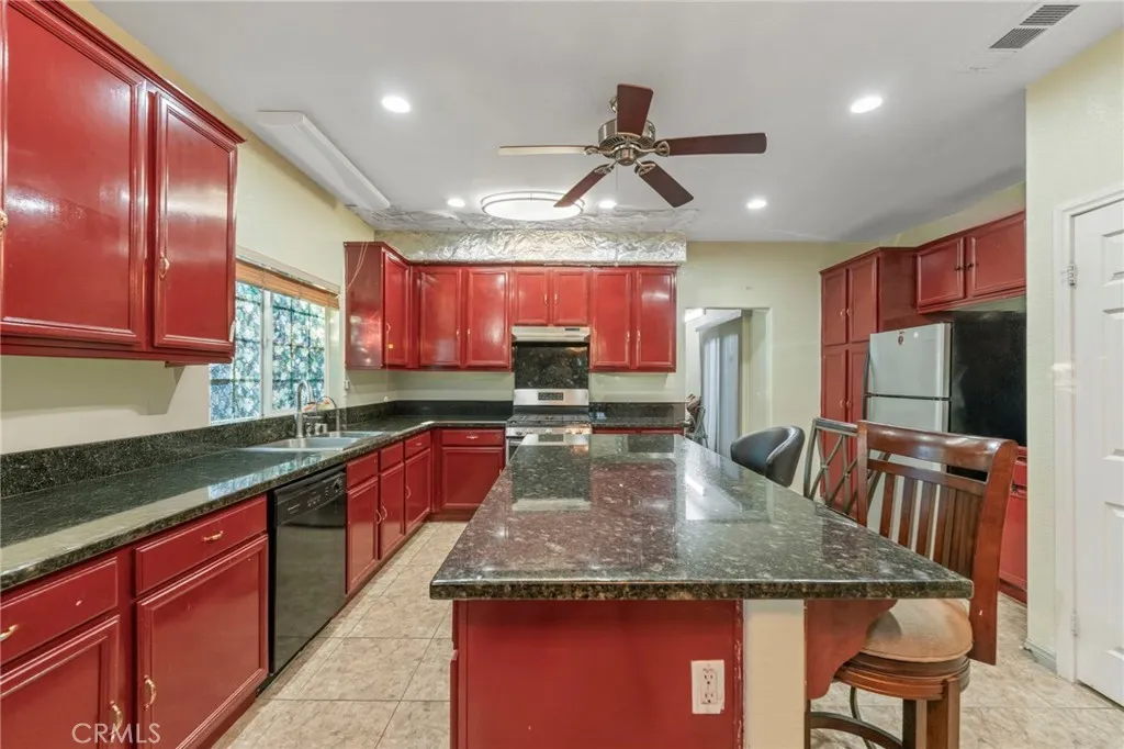 Additional image 76 of 1553 W Ceres St, Rialto, CA 92376