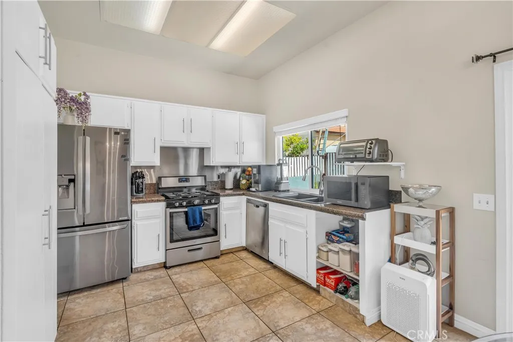 Additional image 39 of 302 Daystar Drive, Perris, CA 92571