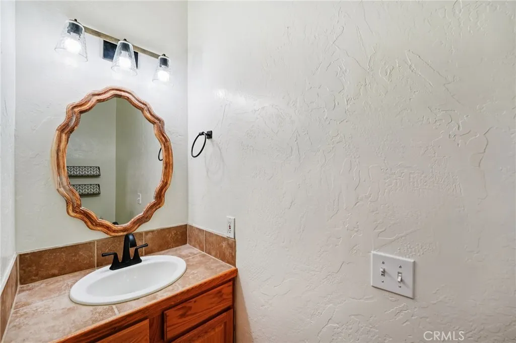 Additional image 31 of 30582 Ferndale Dr, Running Springs, CA 92382