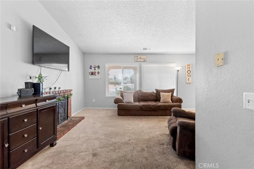 Additional image 6 of 12831 Stage Coach Drive, Victorville, CA 92392