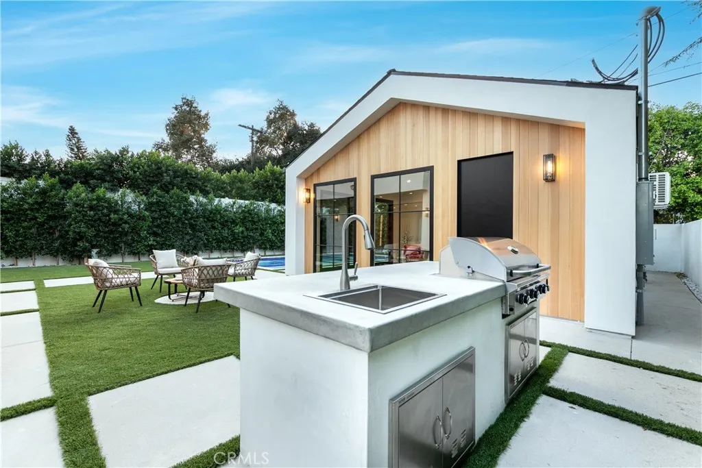 Additional image 95 of 16749 Addison St, Encino, CA 91436