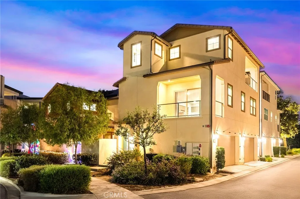 Additional image 3 of 115 Frame, Irvine, CA 92618