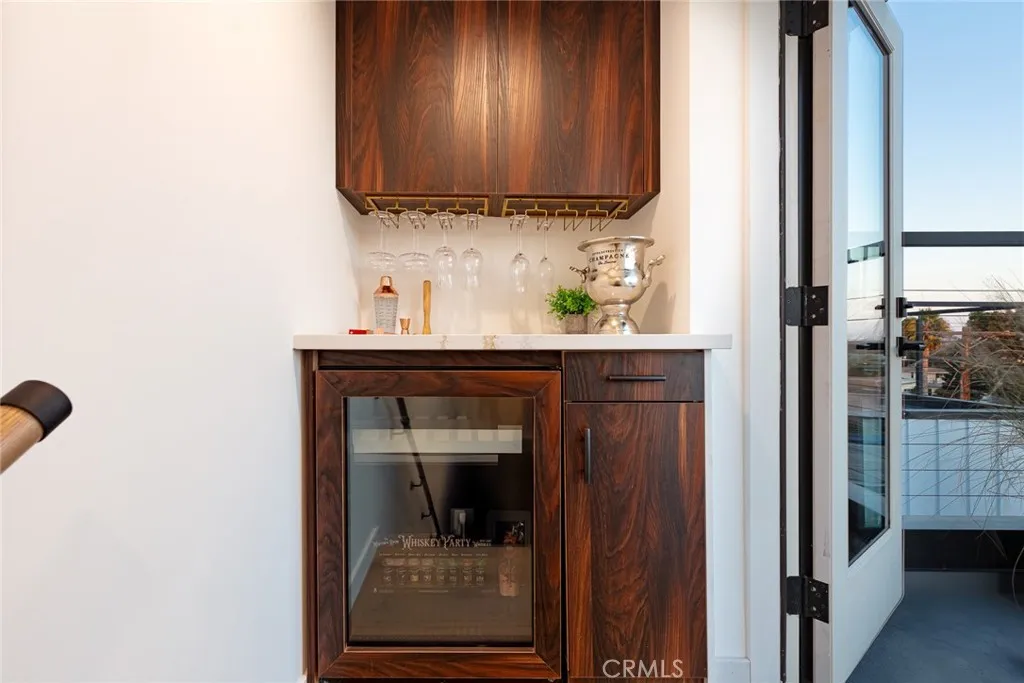 Additional image 19 of 3975 Frances Avenue, West Los Angeles, CA 90066