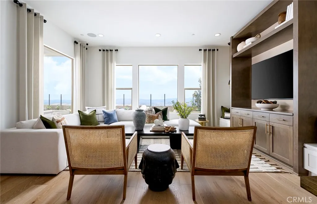 Additional image 7 of 11832 Canoga Avenue, Chatsworth, CA 91311