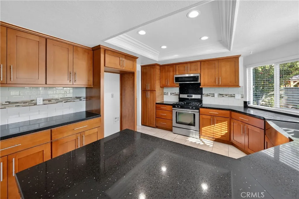 Additional image 51 of 23306 Tristin Dr, Valencia, CA 91355