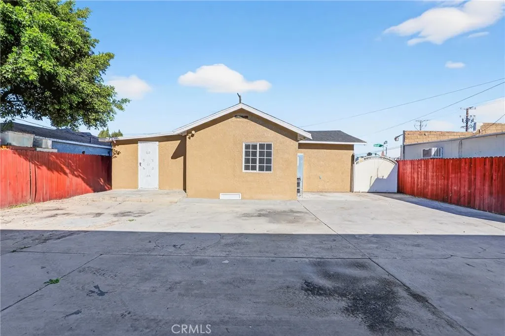 Additional image 32 of 806 W Spruce Street, Compton, CA 90220