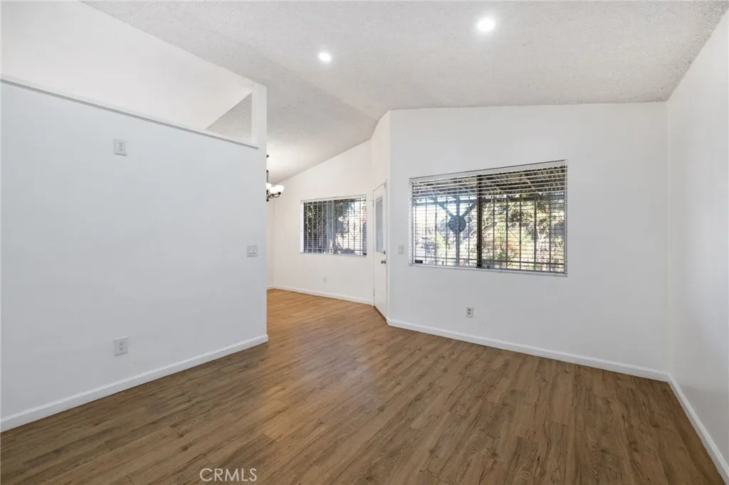 Additional image 11 of 310 S Paulsen Ave, Compton, CA 90220