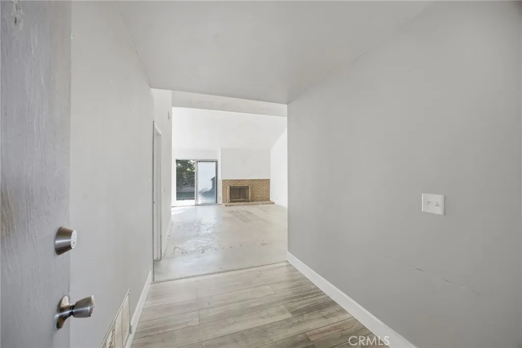 Additional image 8 of 418 W Carol Avenue, Santa Ana, CA 92707