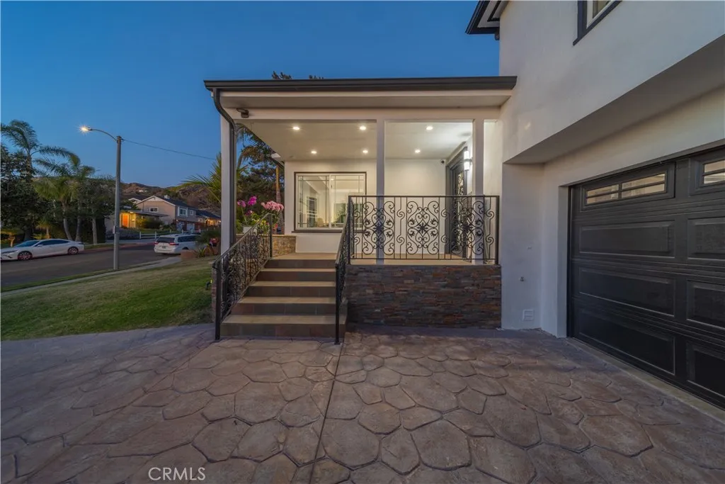 Additional image 69 of 902 E Walnut Avenue, Burbank, CA 91501
