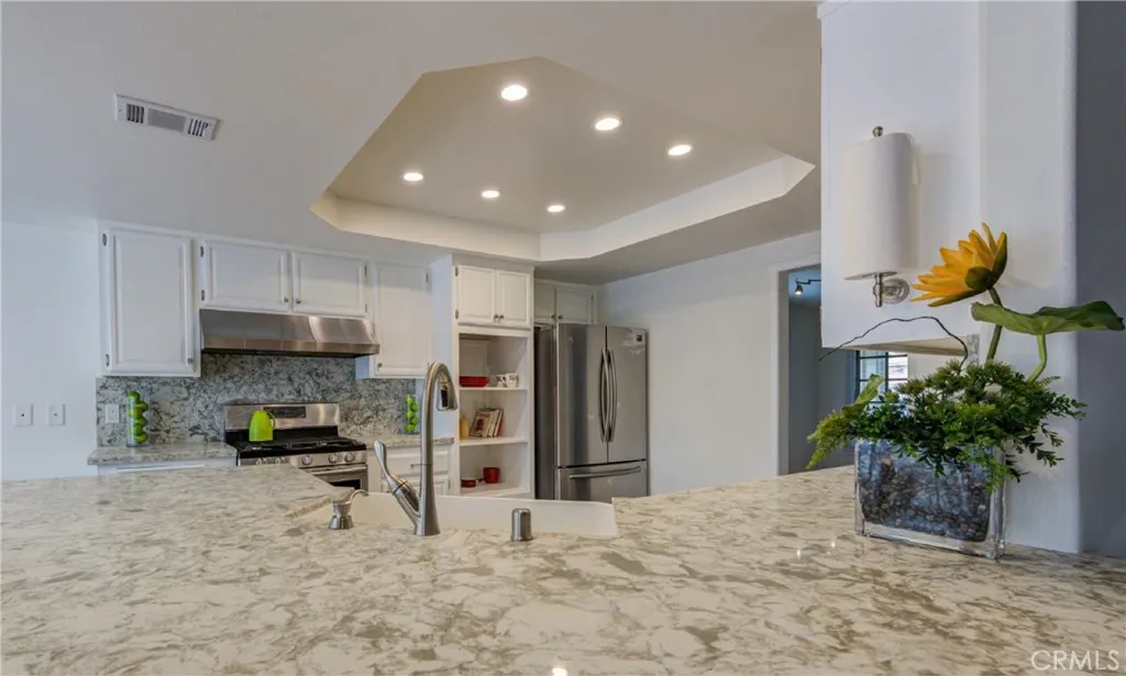 Additional image 10 of 11 Malaga Place, Manhattan Beach, CA 90266