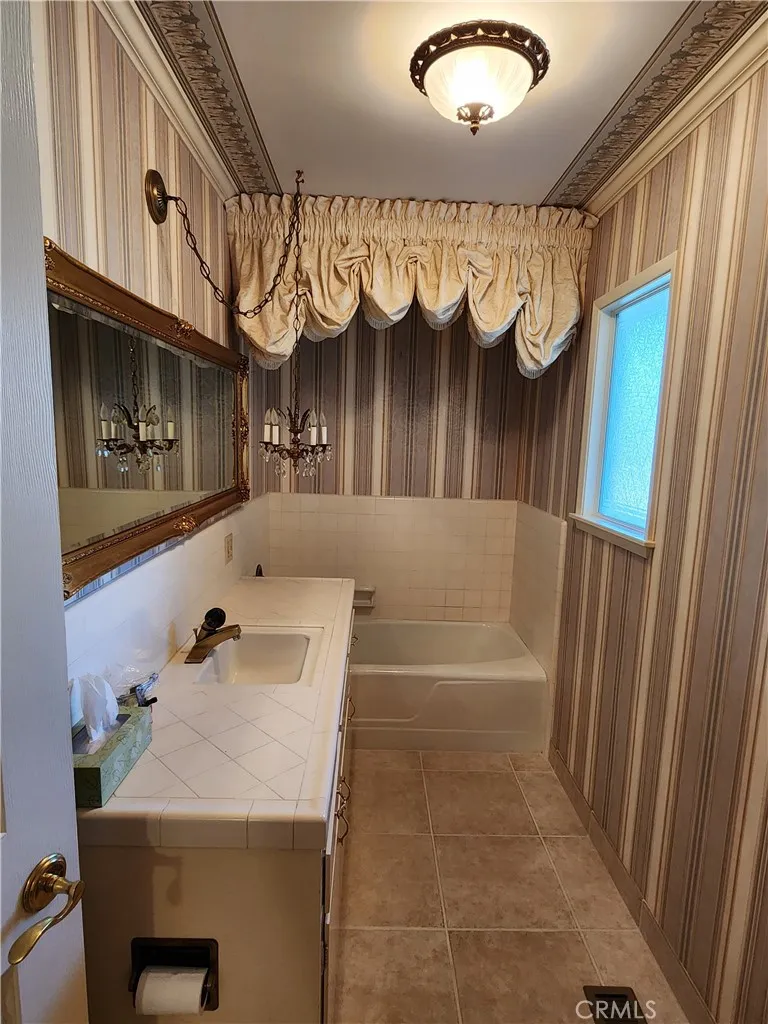 Additional image 54 of 657 W Cypress Ave, Redlands, CA 92373