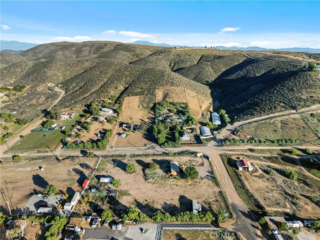 Additional image 75 of 24121 Bienvenidos Rd, Perris, CA 92570