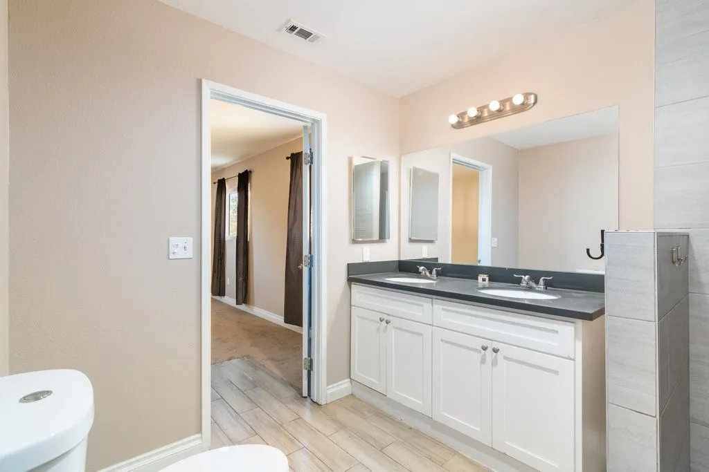 Additional image 98 of 460 E 2nd St, Rialto, CA 92376