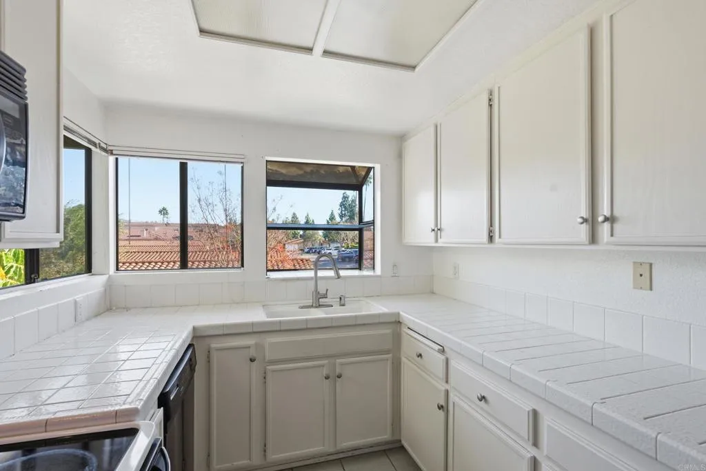 Additional image 67 of 12250 Corte Sabio Unit 2210, San Diego, CA 92128