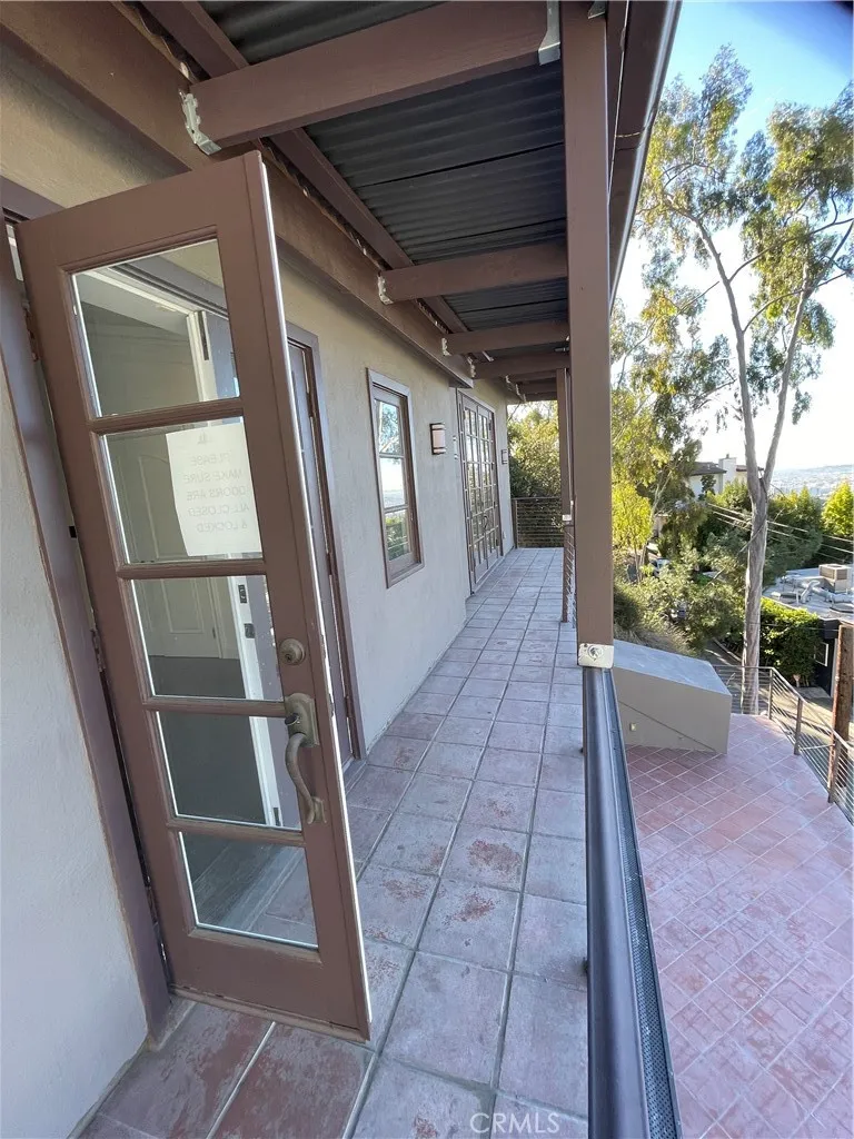 Additional image 31 of 8655 Hillside, Los Angeles, CA 90069