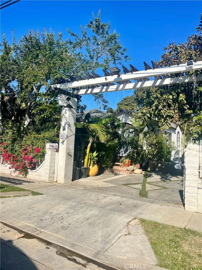 Additional image 2 of 4061 W 101st St, Inglewood, CA 90304