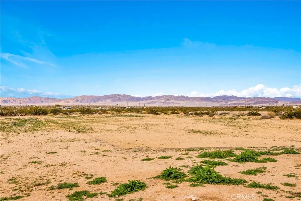 Additional image 67 of 67550 Del Oro, 29 Palms, CA 92277