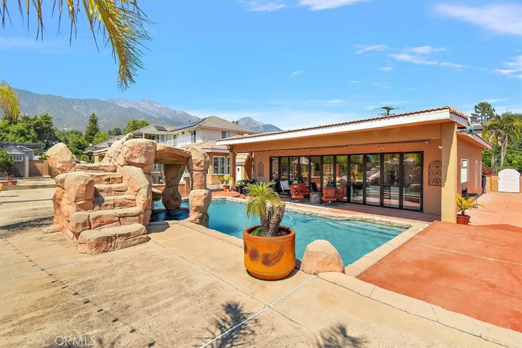 Property image for 2335 N San Antonio Avenue, Upland, CA 91784