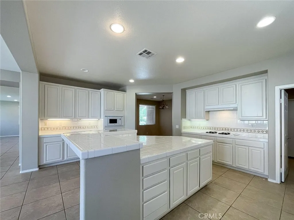 Additional image 14 of 41926 Bonita Dr, Palmdale, CA 93551