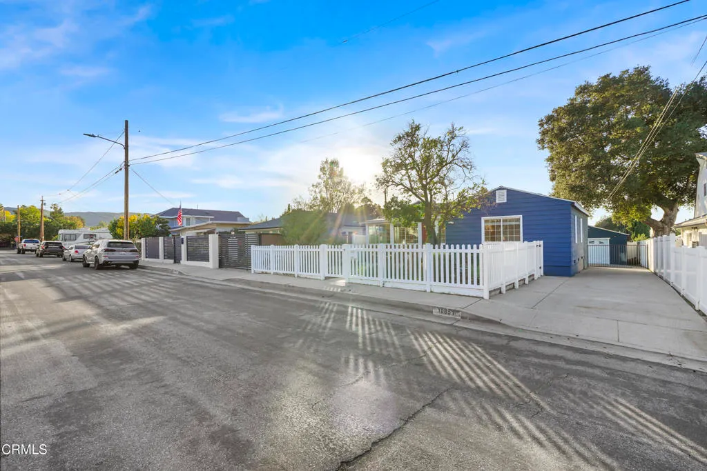 Additional image 72 of 10851 Scoville Avenue, Los Angeles, CA 91040