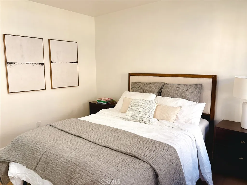 Additional image 53 of 6515 Cimarron, Los Angeles, CA 90047