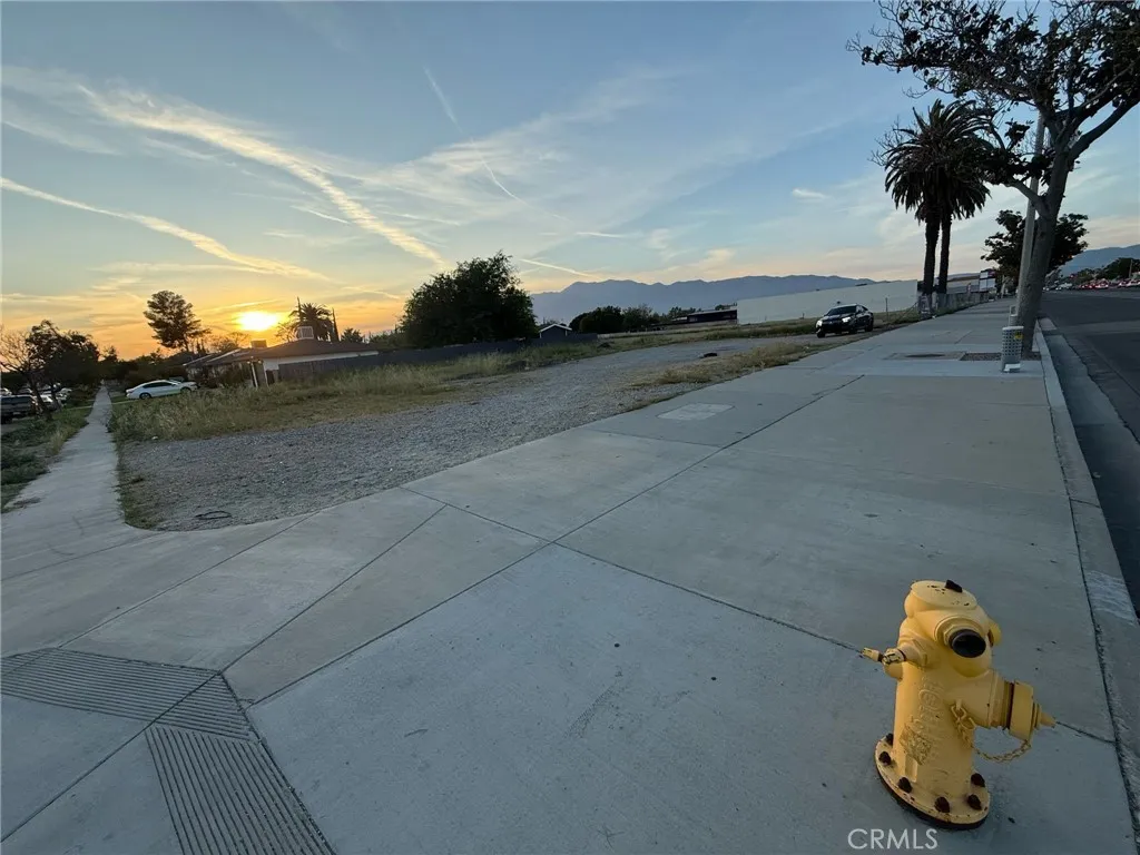 Additional image 8 of 9098 Sierra Avenue, Fontana, CA 92335