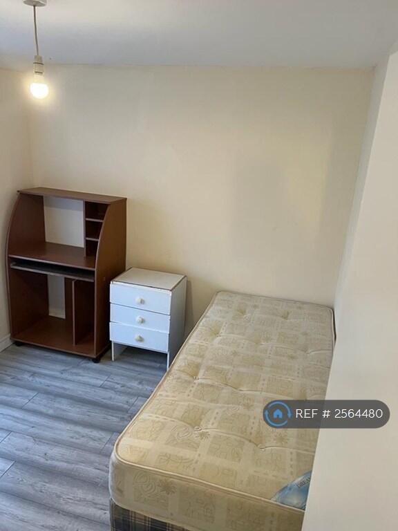 Additional image 12 of Deerswood Avenue, Hatfield, AL10