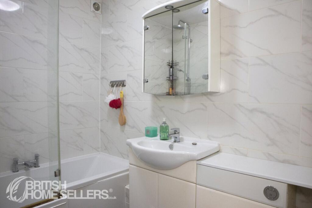 Additional image 13 of Hyburn Close, Bricket Wood, St. Albans, Hertfordshire, AL2