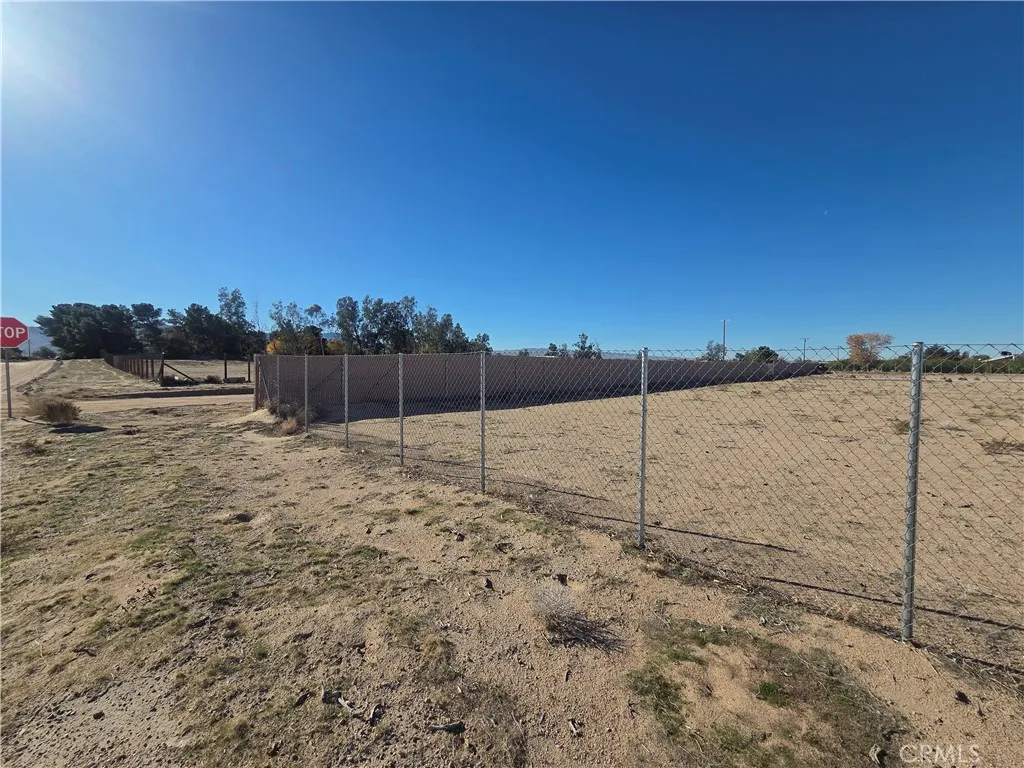 Additional image 21 of 43070 Duntroon St, Newberry Springs, CA 92365