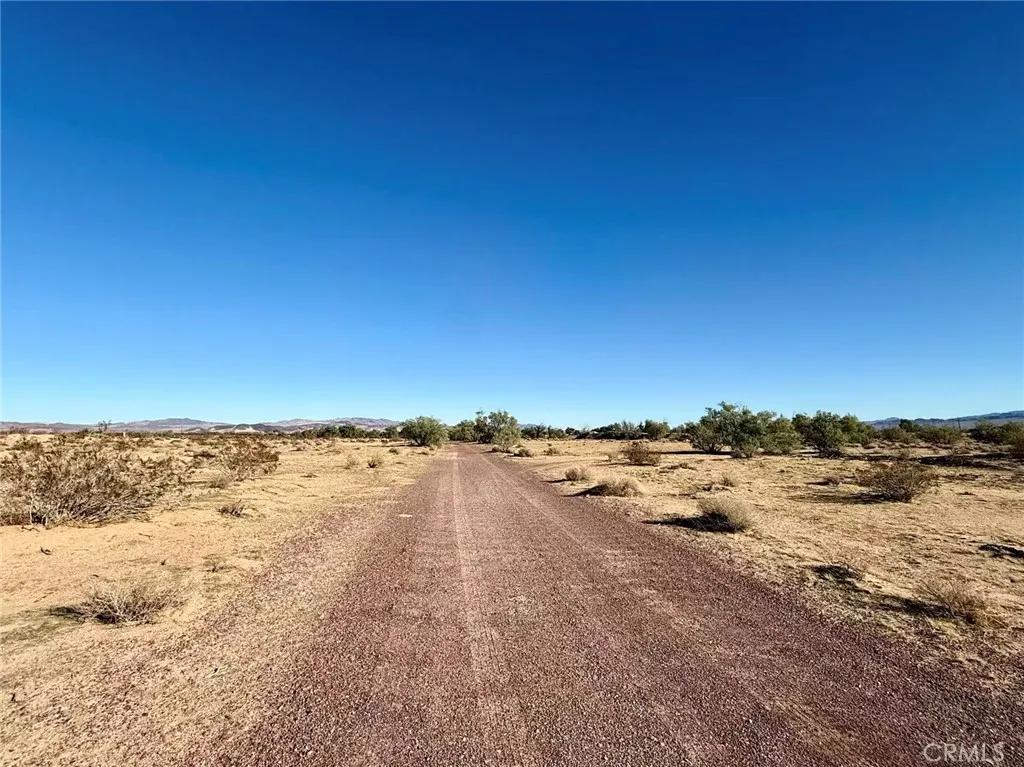 Additional image 2 of 32467 Lakeview Ave, Newberry Springs, CA 92365