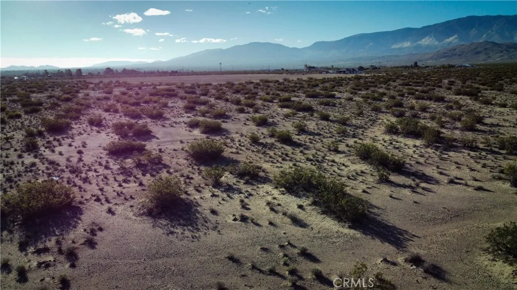 Property image for 787 Jingal Road, Lucerne Valley, CA 92356