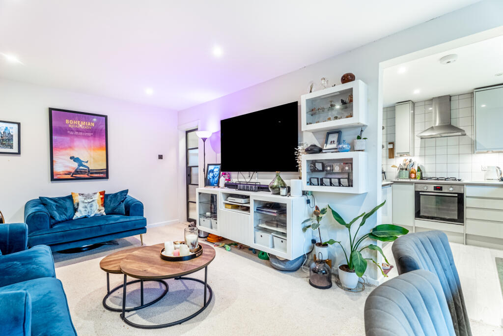 Additional image 4 of Gilpin Green, Harpenden, Hertfordshire, AL5