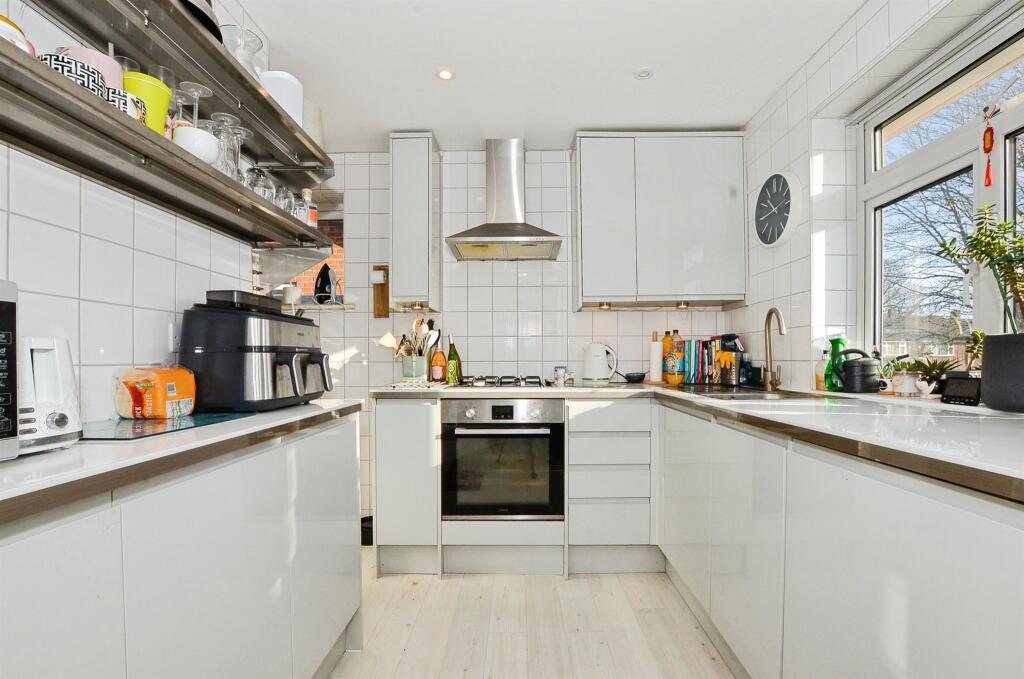 Additional image 4 of Gilpin Green, Harpenden