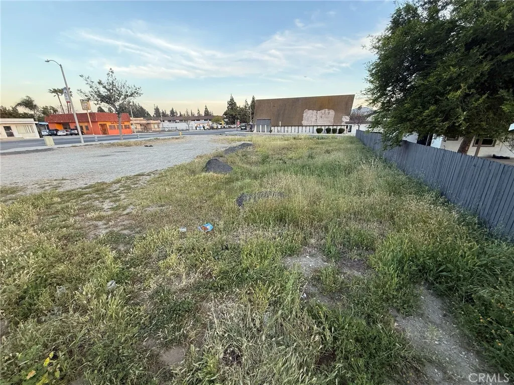 Additional image 2 of 9098 Sierra Avenue, Fontana, CA 92335
