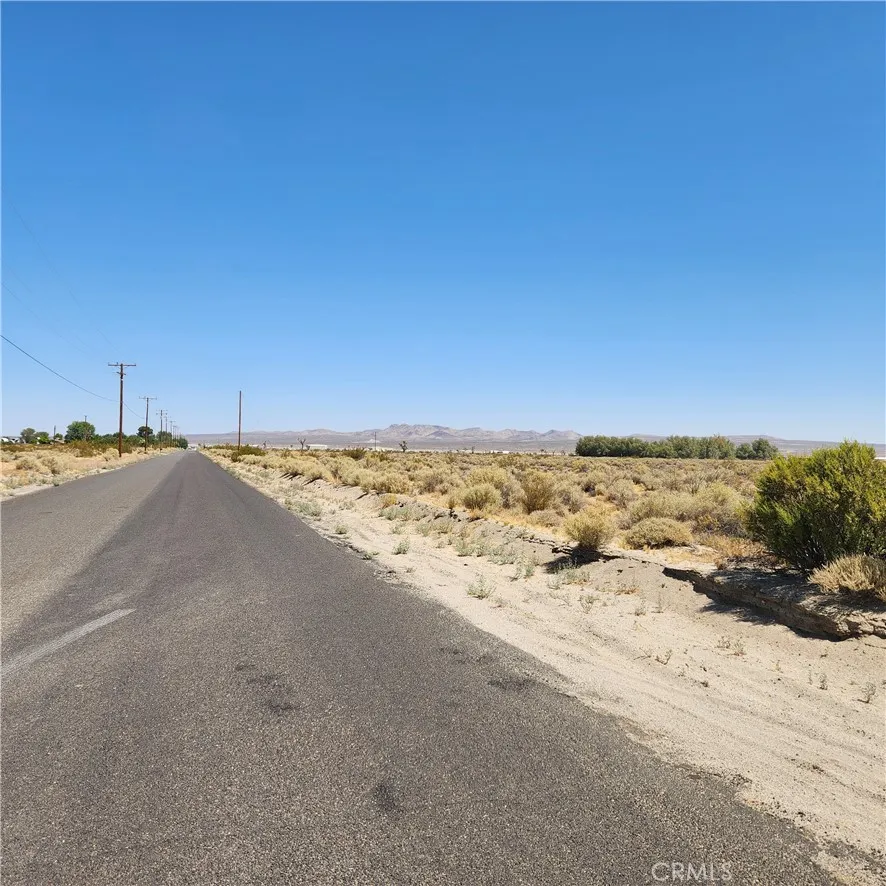 Additional image 11 of 202 Shelly Road, El Mirage, CA 92301