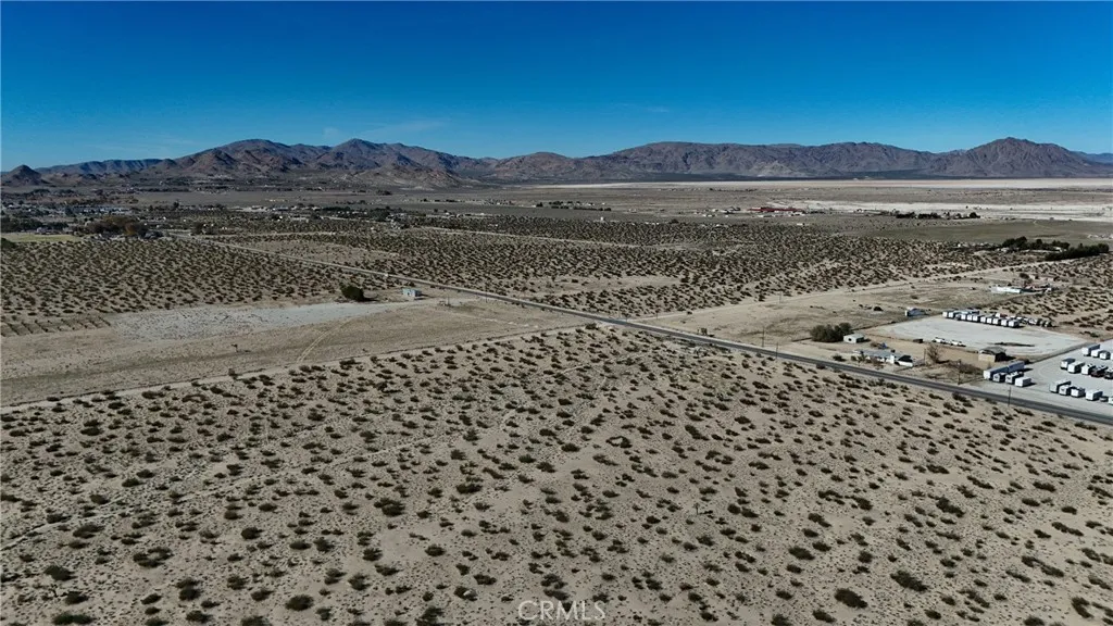Additional image 3 of 788 Old Woman Springs, Lucerne Valley, CA 92356