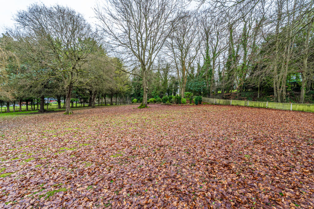 Additional image 19 of Delmer End Lane, Flamstead, St. Albans, Hertfordshire, AL3