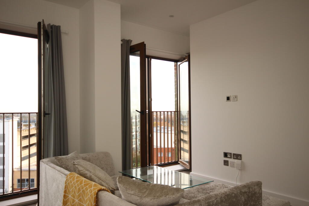 Additional image 3 of Flat 124, Ziggurat House, 25 Grosvenor Road, St. Albans, Hertfordshire