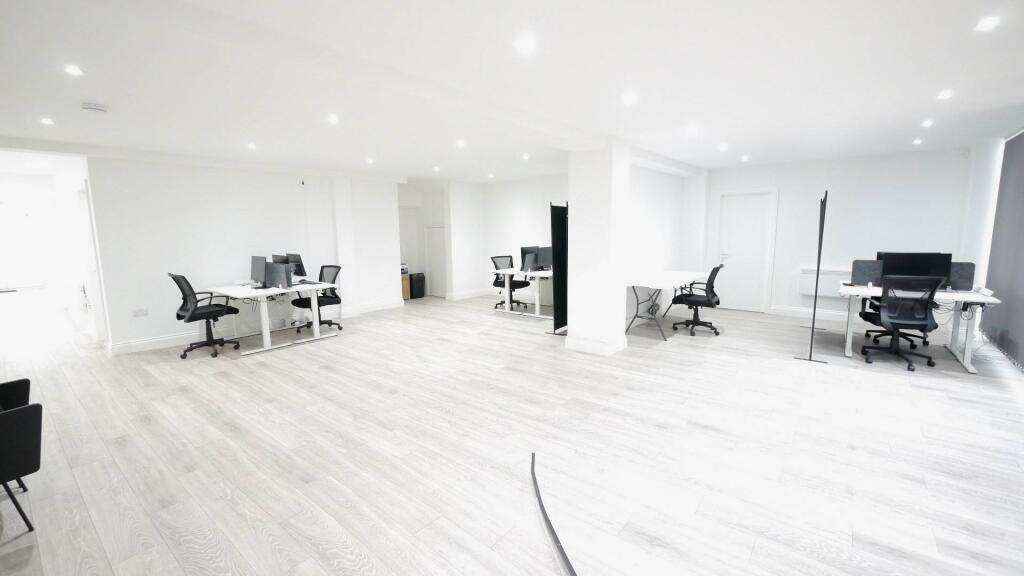 Additional image 5 of Town Centre, Hatfield