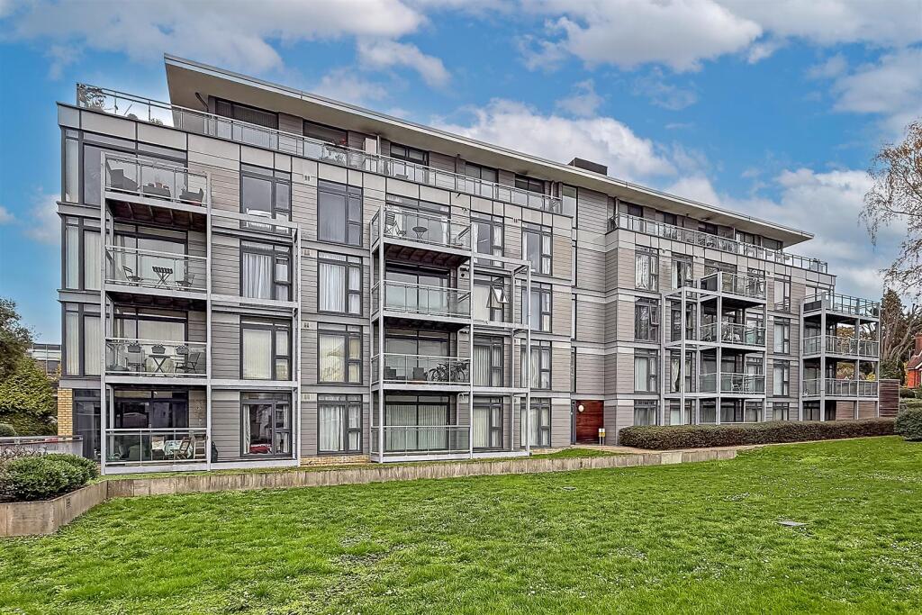 Additional image 17 of Hatfield Road, St. Albans