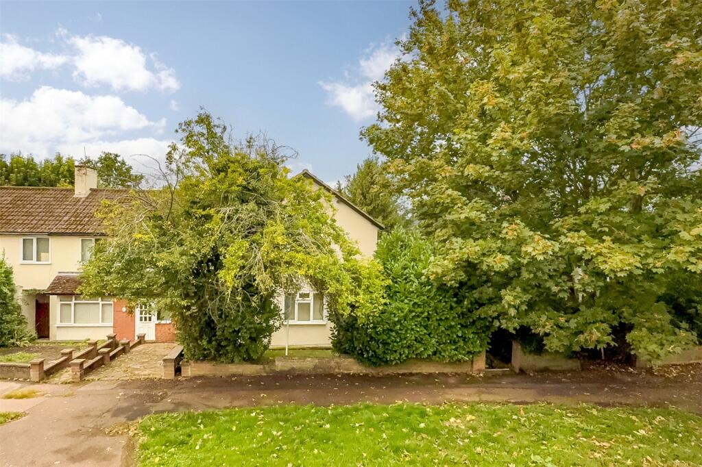 Additional image 17 of Roundfield Avenue, Harpenden, Hertfordshire, AL5