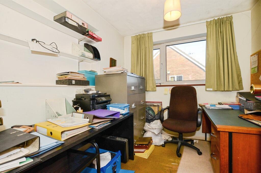 Additional image 14 of Long Buftlers, Harpenden