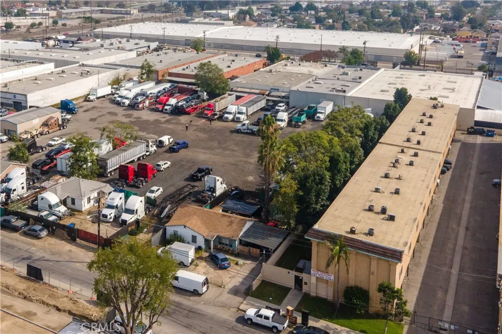 Additional image 23 of 11958 Allegheny, Sun Valley, CA 91352